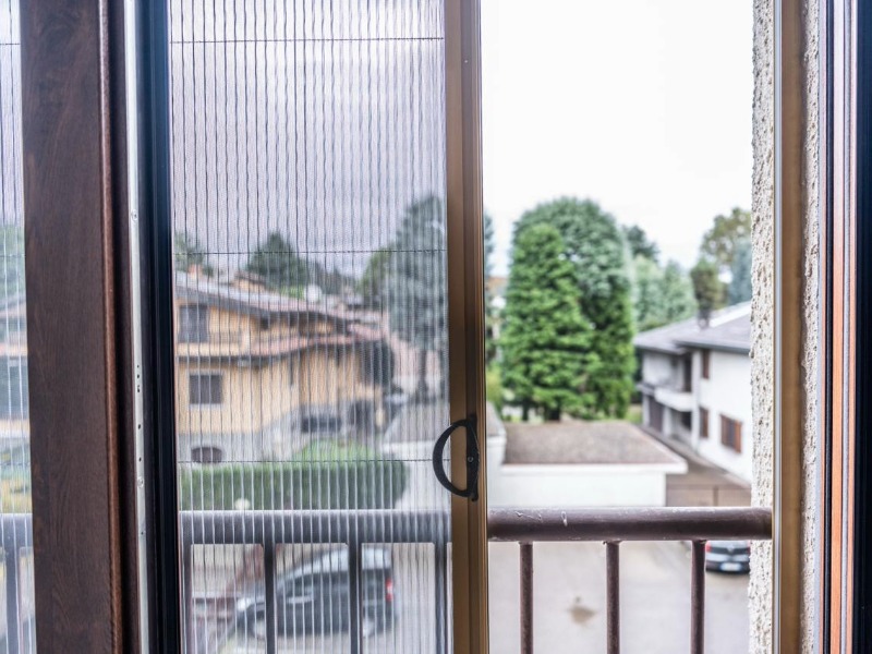 Znzariera schermatura solare CBS Serramenti a Gerenzano